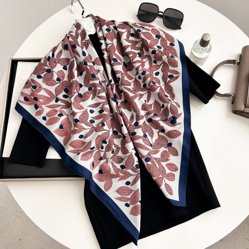 90cm Square Scarf High Quality - đánh giá và giá Office High Tech